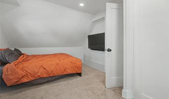 15 Johnson St, Amityville, NY 11701