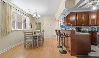 96 W 18TH St, Bayonne, NJ 07002