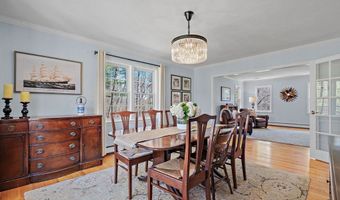 7 Woodfield Rd, Acton, MA 01720