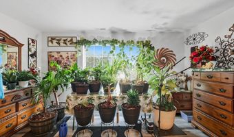 631 Deer Trail Dr, Indianapolis, IN 46217