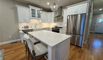 25 Franklin Rd 1, East Greenwich, RI 02818