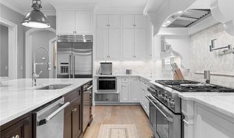 1685 Mount Paran Rd NW, Atlanta, GA 30327