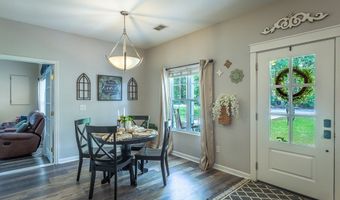 337 21st Ave, Apalachicola, FL 32320