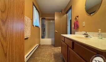 915 E 2nd Ave, Big Timber, MT 59011