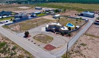 606 Weleka Ln, Carlsbad, NM 88220