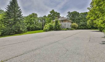 108 Ponemah Rd, Amherst, NH 03031