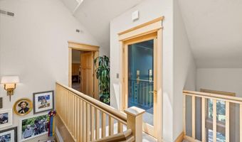 500 Ashland Loop Rd, Ashland, OR 97520