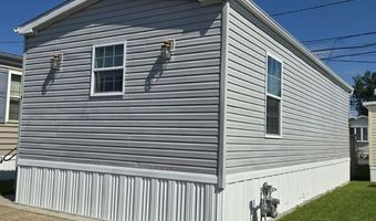 07 Coke Ave 56, Avenel, NJ 07001