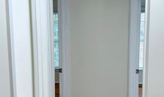 2438 S WALTER REED Dr S E, Arlington, VA 22206