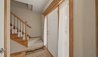 2514 SW Ridgeway Ct, Ankeny, IA 50023