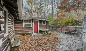 47 Lakeside Dr, Alloway, NJ 07461