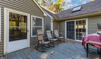 114 Garden Cir, Auburn, ME 04210