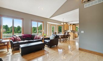 1084 38th St, Allegan, MI 49010