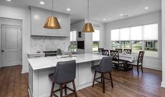 920 Caddo Dr, Benton, AR 72019