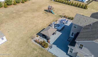 41 Gina Dr, Allentown, NJ 08501