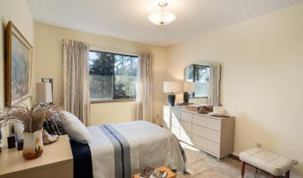 1045 Summit Lake Dr, Angwin, CA 94508