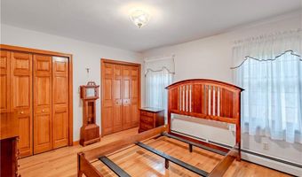 113 Log Rd, North Smithfield, RI 02830