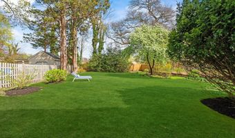 104 Lake Dr, Allenhurst, NJ 07711