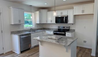 166 Plant Dr, Appomattox, VA 24522