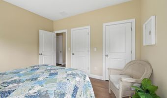 12 Sunrise Ln, Arundel, ME 04046