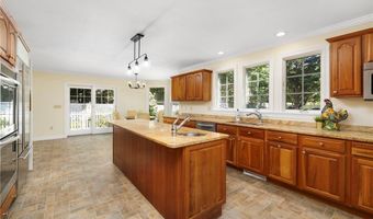 58 Dolphin Ave, Jamestown, RI 02835