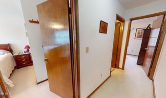 1635 Timberline Dr, Altoona, PA 16601