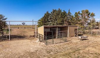 12568 N Hawthorne Rd, Chubbuck, ID 83202