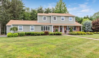 44 Devonshire Ct, Middletown, NJ 07748