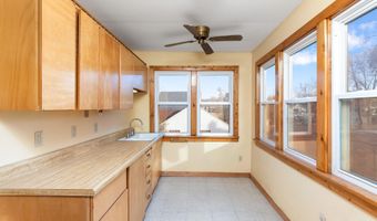 826 Duff Ave Ave, Ames, IA 50010