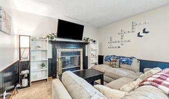 8448 Seattle Slew Ln, Indianapolis, IN 46217