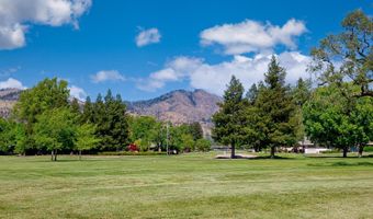 6828 Fairfield Dr, Santa Rosa, CA 95409