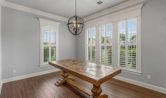 301 Newport Ln, Benton, LA 71006