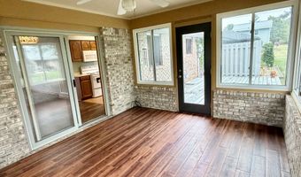 4125 Burton Place Ct, Anderson, IN 46013