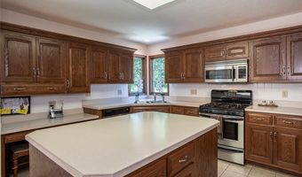 4336 Spruce Run, Akron, OH 44321