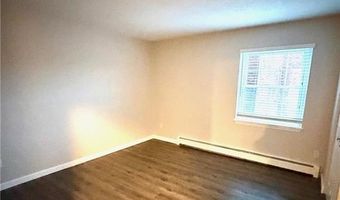 3 Admiralty Dr 3-3, Middletown, RI 02842