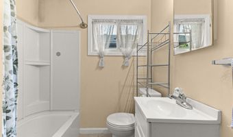 15944 Meyer Ave, Allen Park, MI 48101