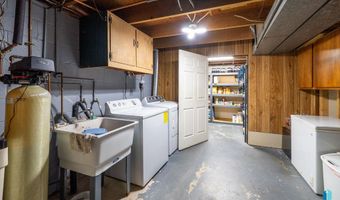 2013 E Sylvan Cir, Brandon, SD 57005