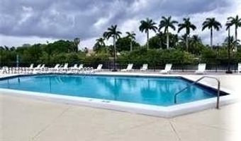 3401 N Country Club Dr 206, Aventura, FL 33180