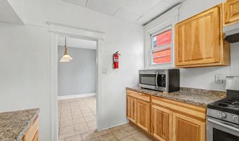 121 N Kingston Ave 1, Atlantic City, NJ 08401