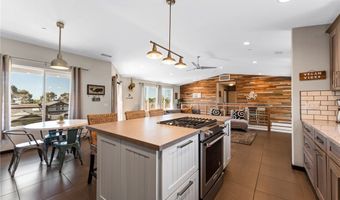 1611 Whaley St, Oceanside, CA 92054