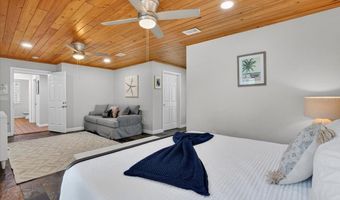 317 N BAY Blvd, Anna Maria, FL 34216