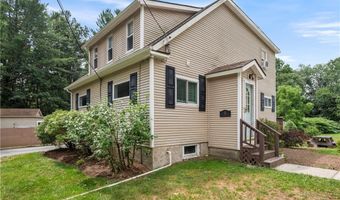 5 Harding St, Coventry, RI 02816