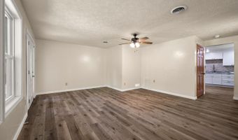 15407 Aberdeen Rd, Bennington, IN 47011