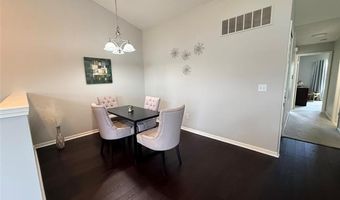 2916 Signature Blvd, Ann Arbor, MI 48103
