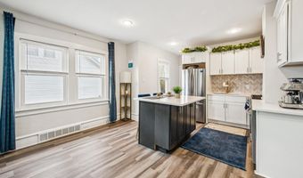 405 AUSTIN Ave, Barrington, NJ 08007