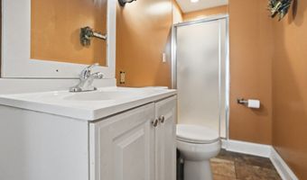 326 3rd St, Ashland, OH 44805