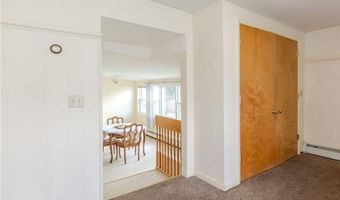 200 Princess Ave, Cranston, RI 02920