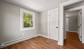 63 Savarese Ln, Burlington, CT 06013