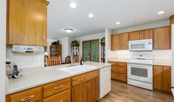 1412 Court St, Adel, IA 50003