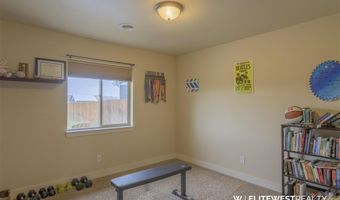 2953 E Ave, Cody, WY 82414